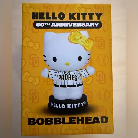 ⚾️ Hello Kitty Padres Bobblehead - Picture 1 of 4